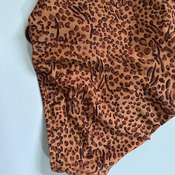 NWOT Shade & Shore One Piece Side Tie Plunge Leopard Print Swimsuit - Picture 13 of 16